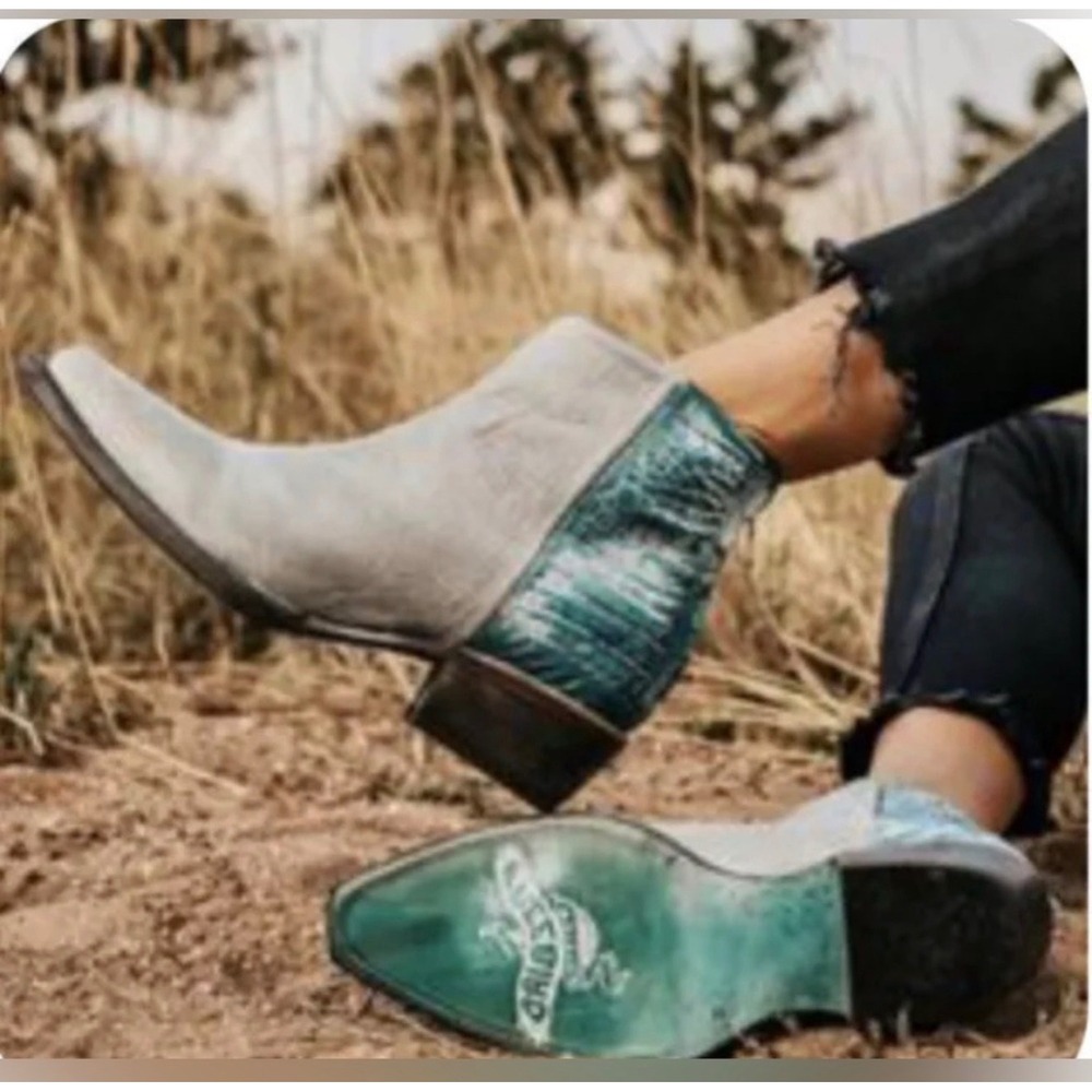 Freebird by Steven Rule Turquoise Croc Grey Leather Western Ankle Boots Size 7‎